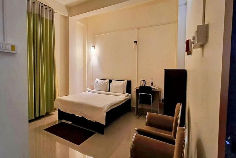 Hotel Shoolin Wood Hatikhuli Exterior foto